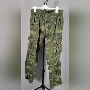 Footlocker Men's Camo, Cargo Work Pants Size 34x32